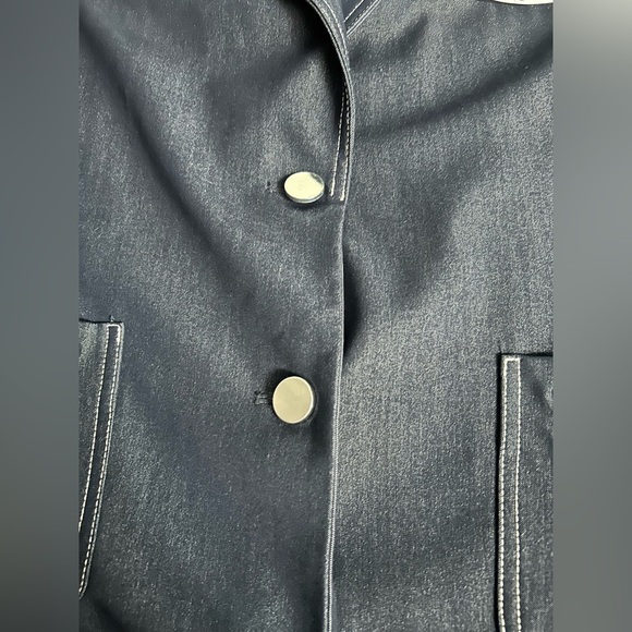 TanJay, Size 16P, dark blue blazer, with white stitching, two buttons, 2 pockets - Picture 3 of 13